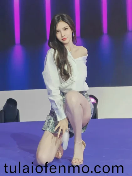 亚洲欧美另类综合